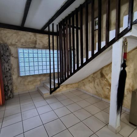 La Villa Lou, Musee Des Arts Grand Batangua Kribi Exteriér fotografie